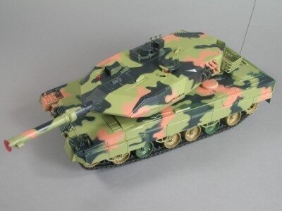 RC tank  LEOPARD II A5  1:24 3