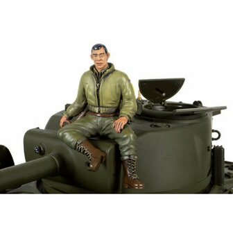 1/16 Figure 2nd Lieutenant G. Clark Sitting