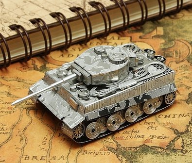 Metalen bouwpakket Tiger Tank DIY 3D Laser Cut 