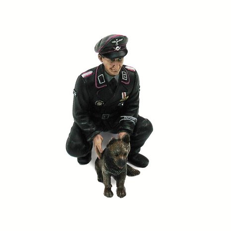 1/16 Figure Colonel Otto Paetsch with dog