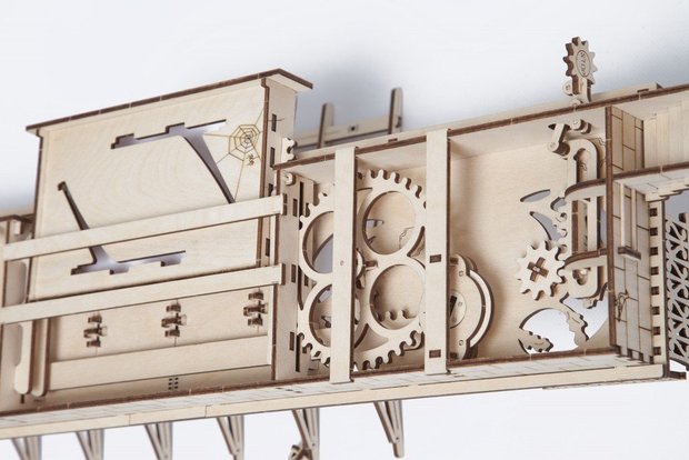 Houten bouwpakket Ugears trein station 74cm