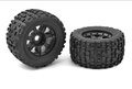 C-00180-632-Team-Corally-Monster-Truck-Banden-XL4S-Pakbaar-Gelijmd-op-Zwarte-Velgen-1-paar